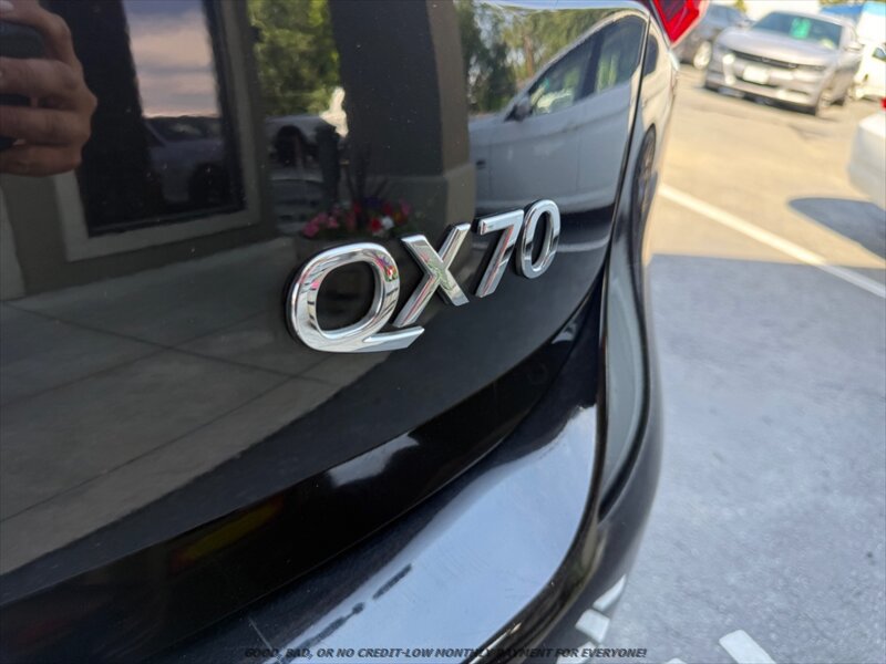 Used 2016 INFINITI QX70 2WD image 32