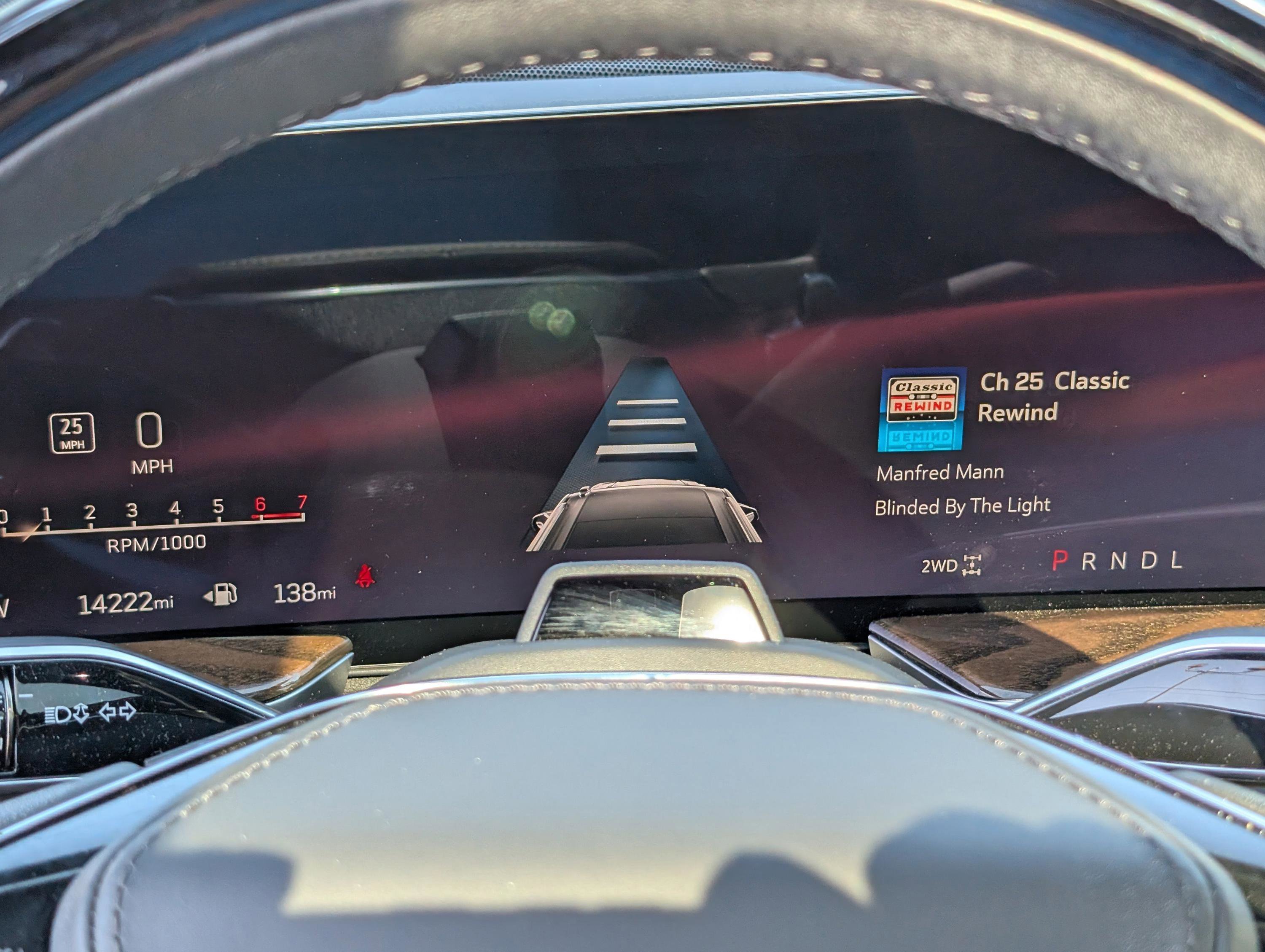 Used 2025 Cadillac Escalade Sport Platinum w/ LPO, ONYX Package image 23