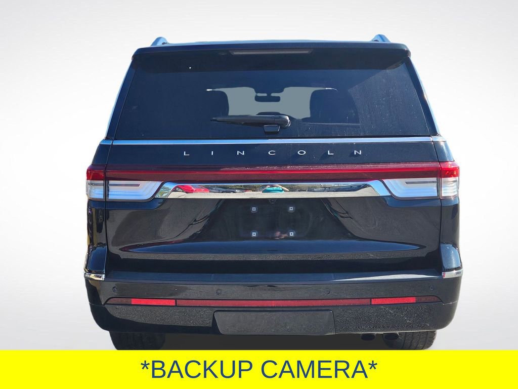 Used 2024 Lincoln Navigator L Premiere image 8