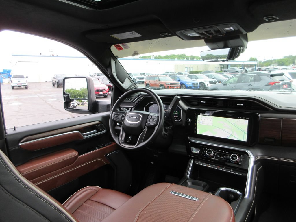 Used 2026 GMC Sierra 2500 Denali Ultimate AWD/4WD image 31