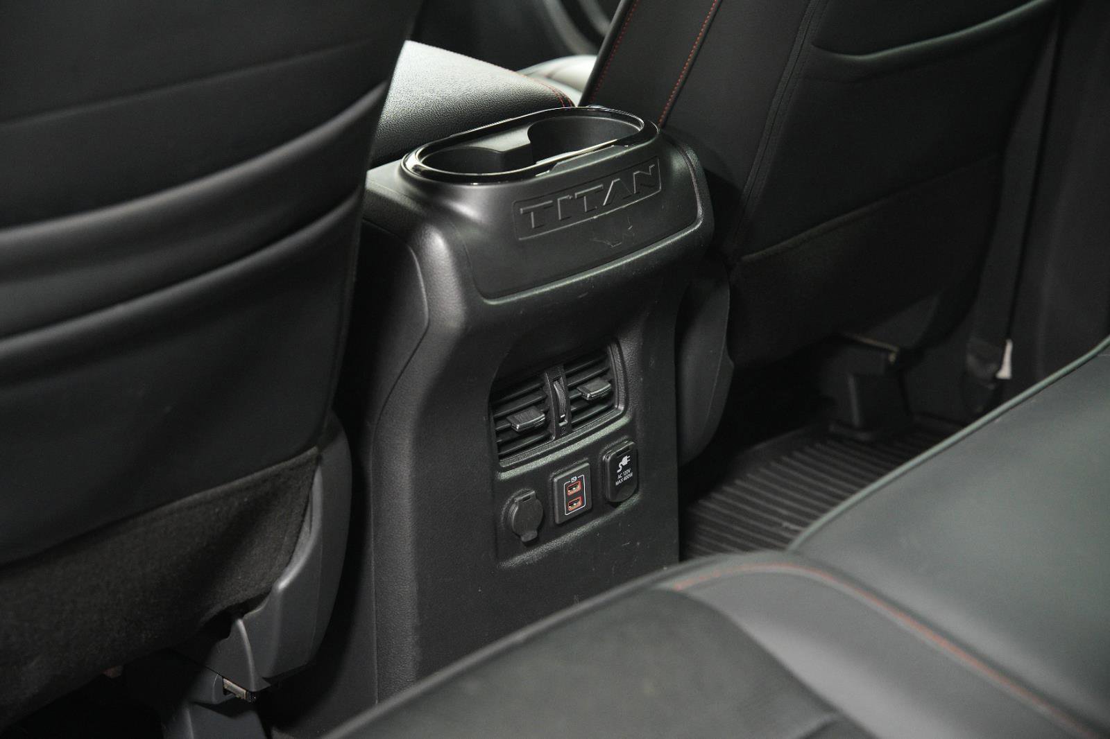 Used 2020 Nissan Titan PRO-4X w/ Pro-4x Utility Package image 22