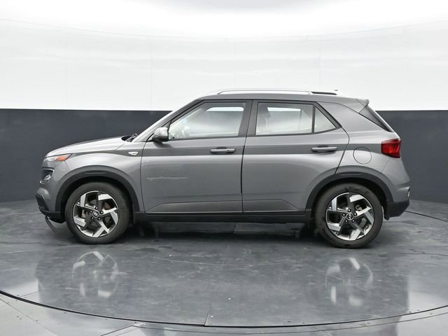 Used 2020 Hyundai Venue SEL w/ Convenience + Premium Package FWD image 4