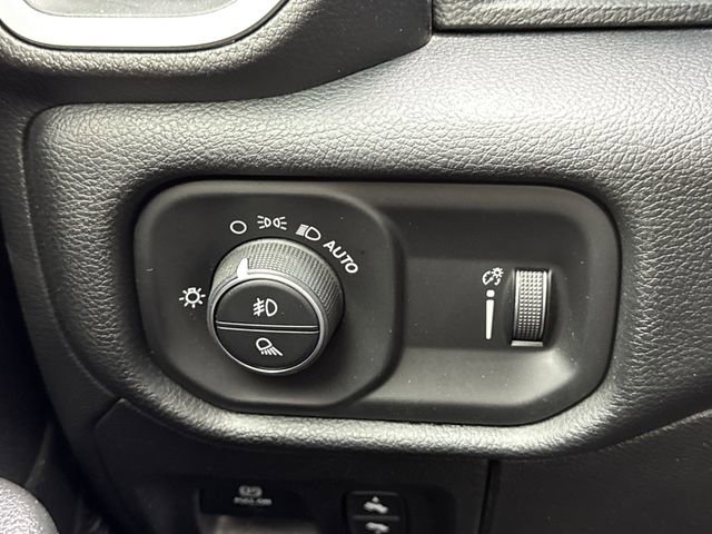 Used 2021 RAM 1500 Big Horn RWD image 26