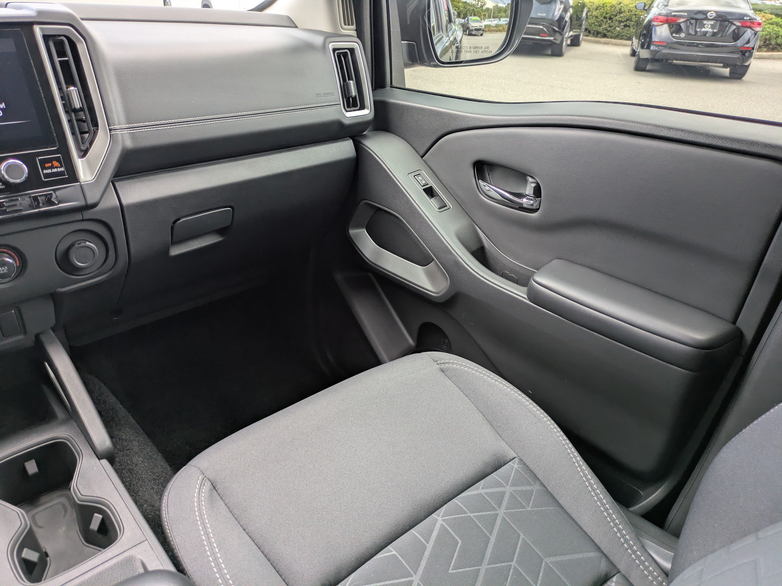 Certified 2025 Nissan Frontier SV AWD/4WD image 18