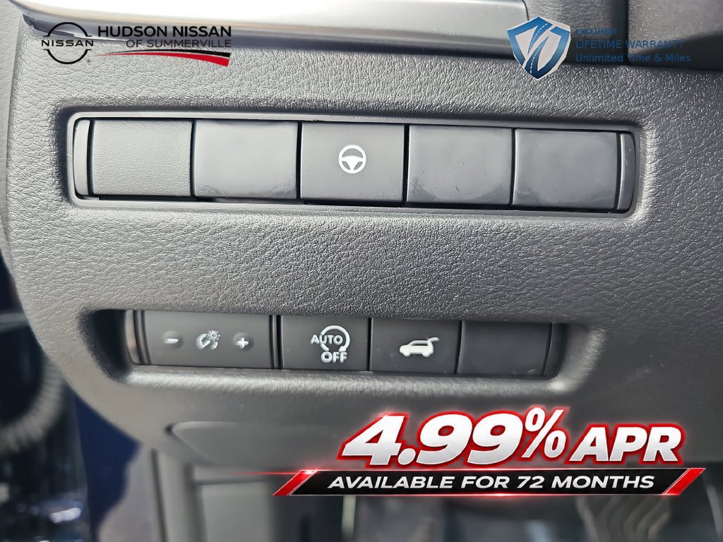 Used 2026 Nissan Rogue SV FWD image 37