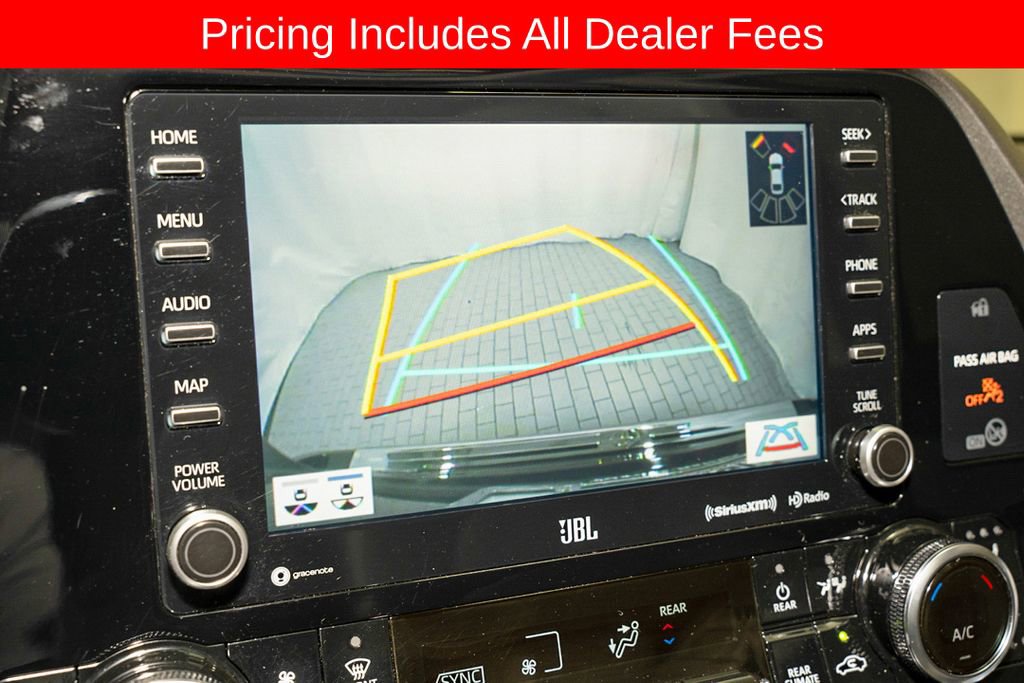 Used 2021 Toyota Highlander Limited AWD/4WD image 17
