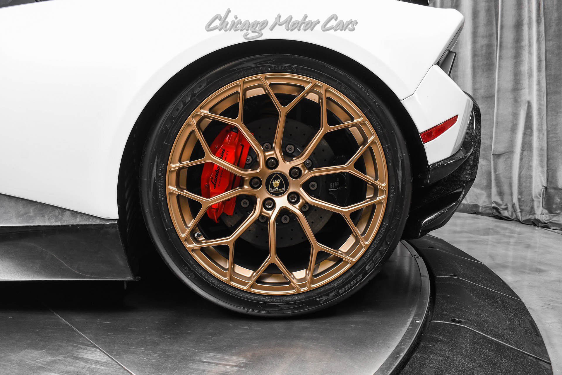 Used 2018 Lamborghini Huracan Performante image 48
