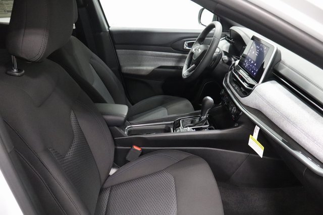 New 2025 Jeep Compass Sport image 16