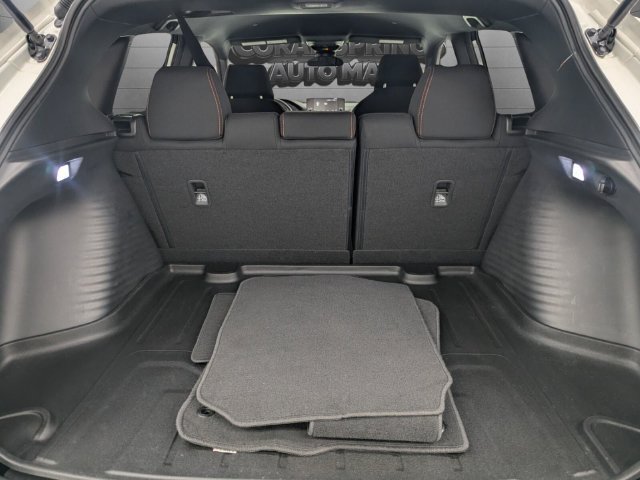 Certified 2025 Honda HR-V Sport image 32