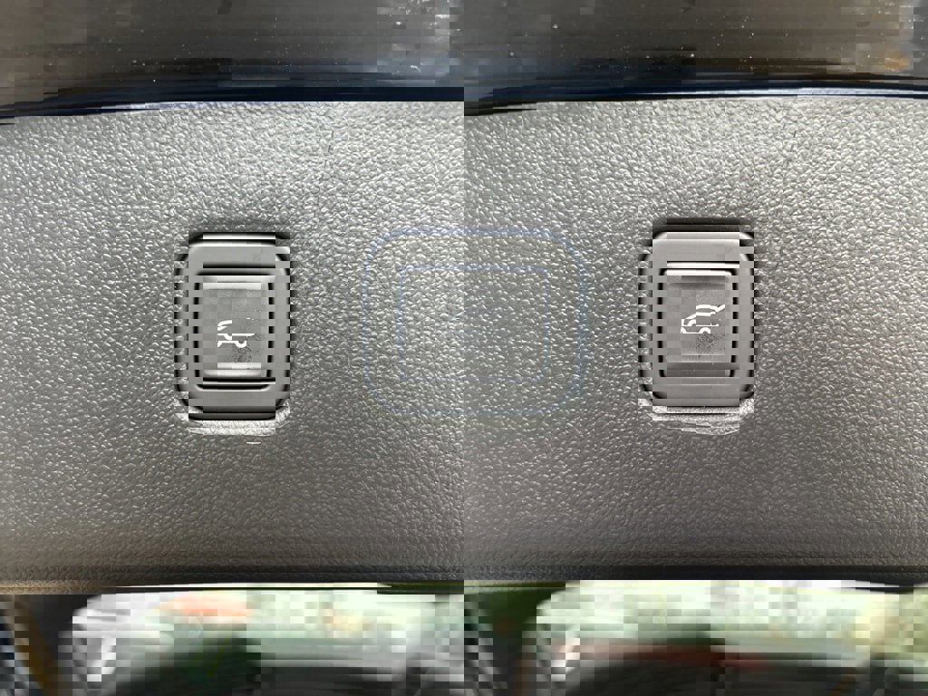 New 2025 Chevrolet Blazer RS w/ Driver Confidence II Package image 9