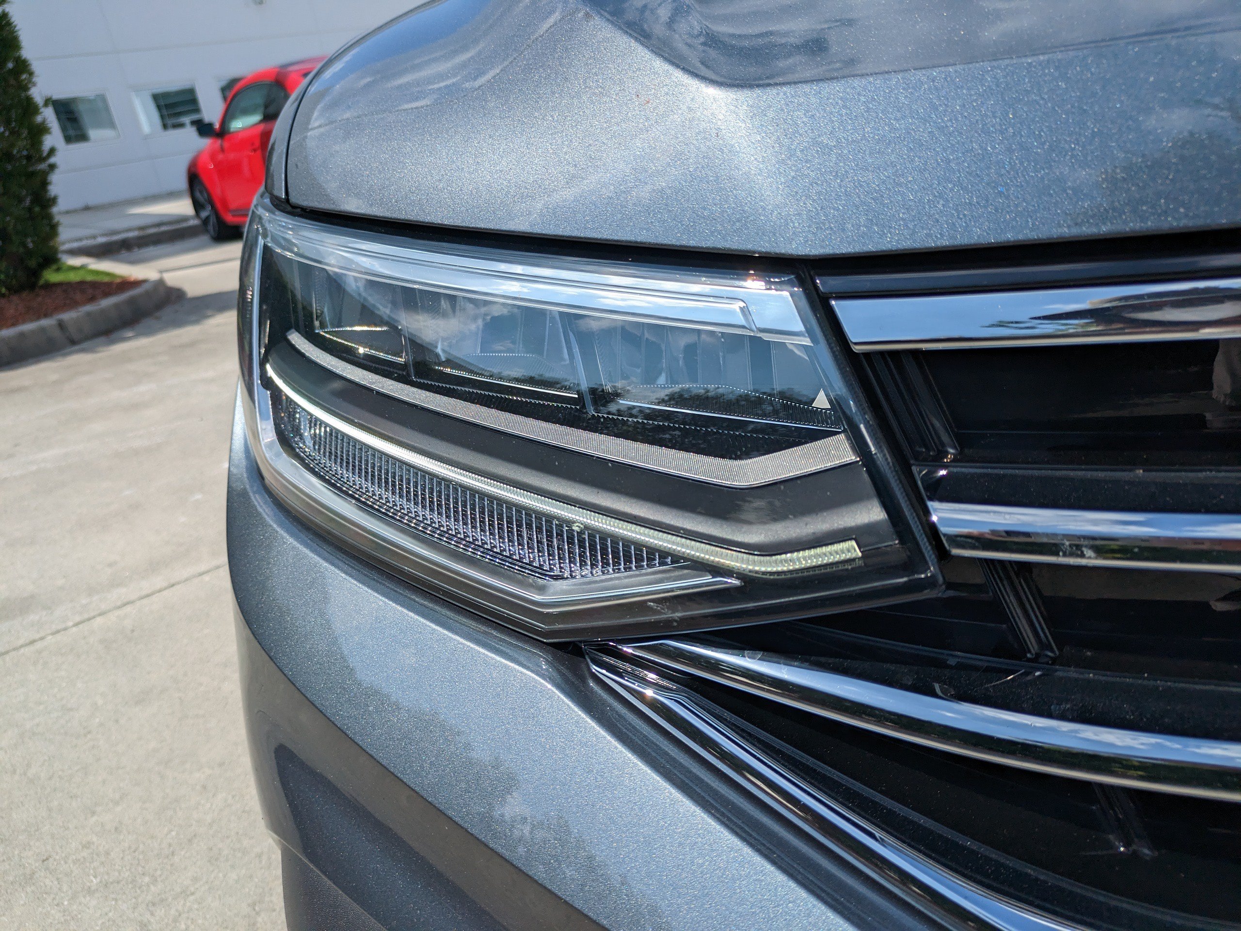 Certified 2023 Volkswagen Tiguan SE FWD image 10