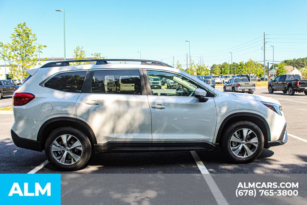 Used 2025 Subaru Ascent Premium AWD/4WD image 8