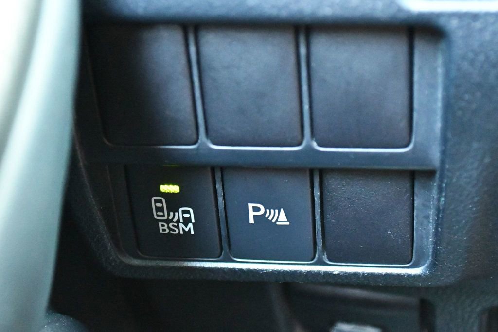 Used 2015 Lexus RC 350 w/ F Sport w/Summer Tires image 57