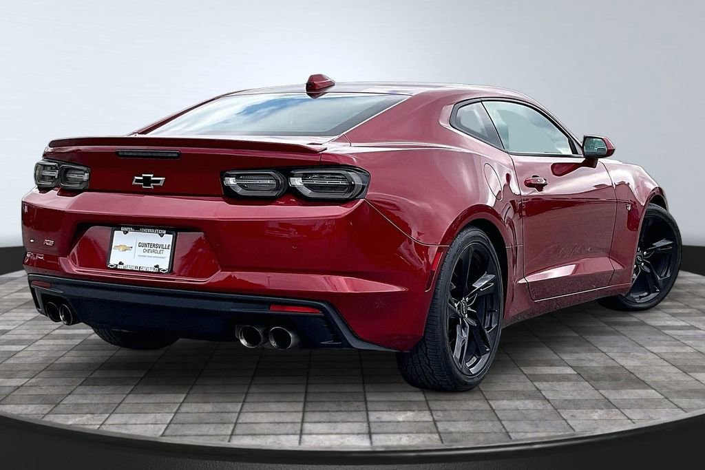 Used 2021 Chevrolet Camaro LT w/ RS Package image 2