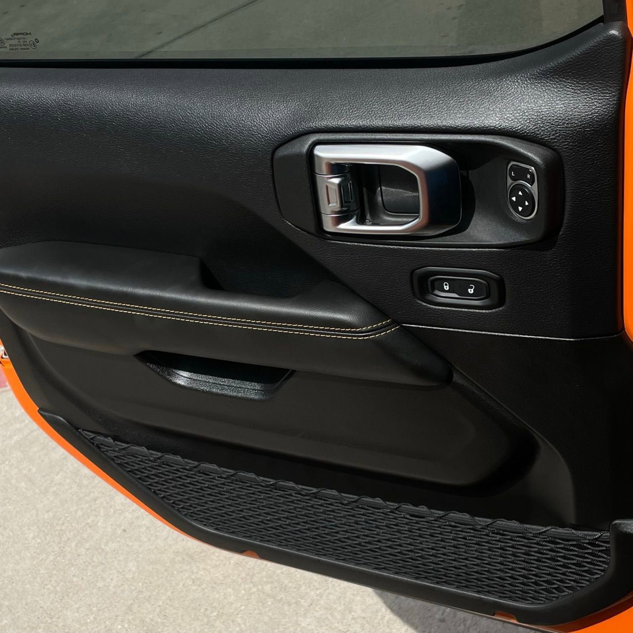 Used 2025 Jeep Gladiator Sport image 21