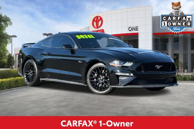 Used 2020 Ford Mustang GT Premium w/ GT Performance Package RWD image 2