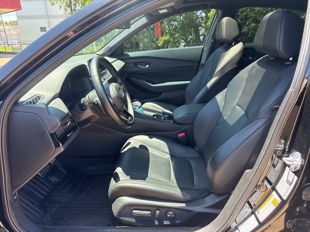 Used 2023 Honda Accord Sport image 12