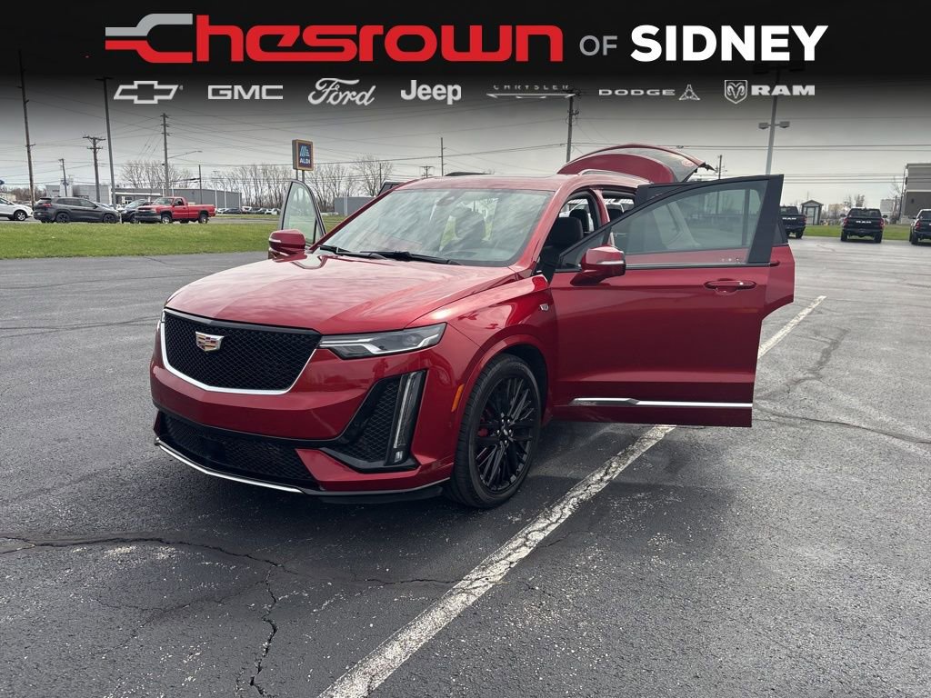 Used 2023 Cadillac XT6 Sport w/ Technology Package image 13
