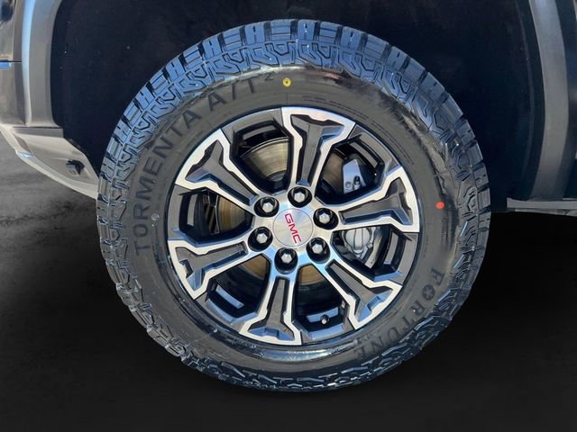 Used 2023 GMC Canyon AT4 w/ AT4 Premium Package image 11