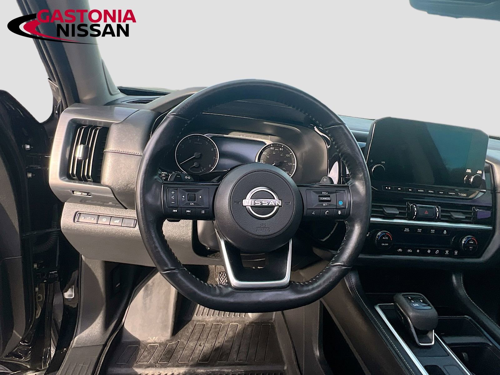 Used 2023 Nissan Pathfinder SL w/ SL Premium Package image 14