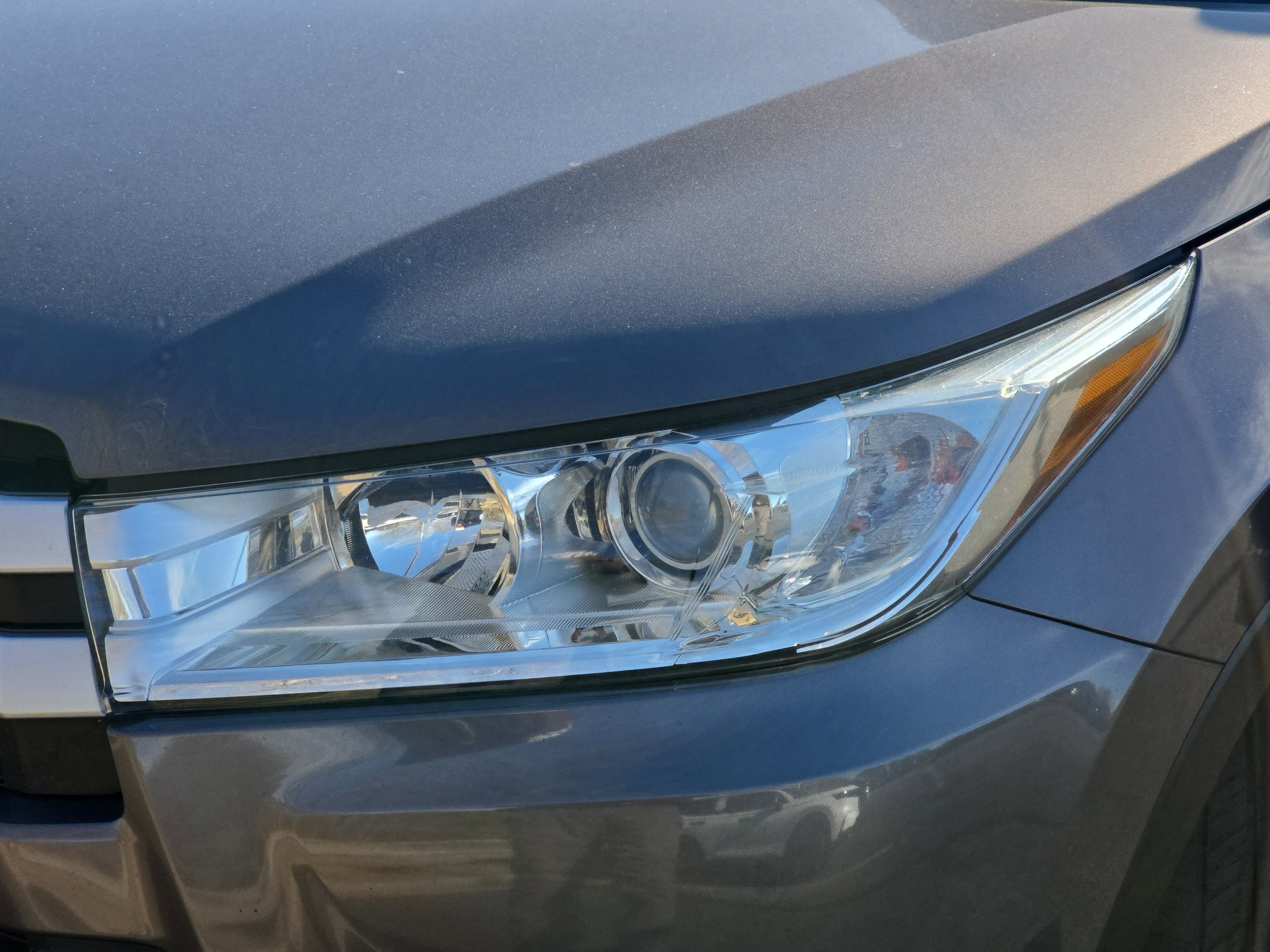 Used 2019 Toyota Highlander LE image 27