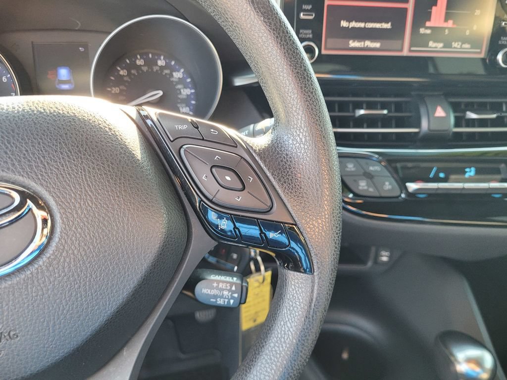 Used 2019 Toyota C-HR LE FWD image 23