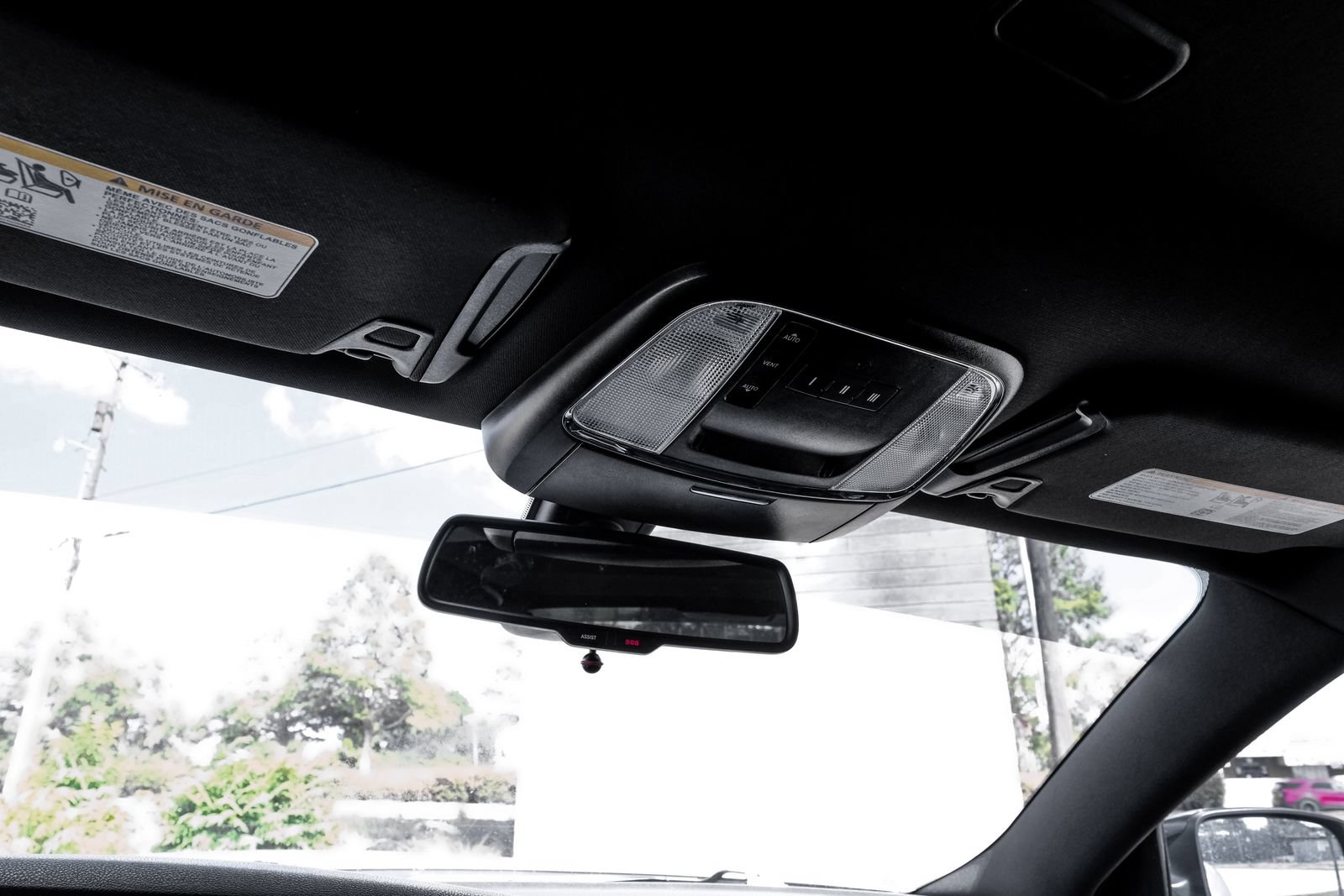 Used 2023 Dodge Charger Scat Pack w/ Harman/Kardon Audio Group RWD image 26