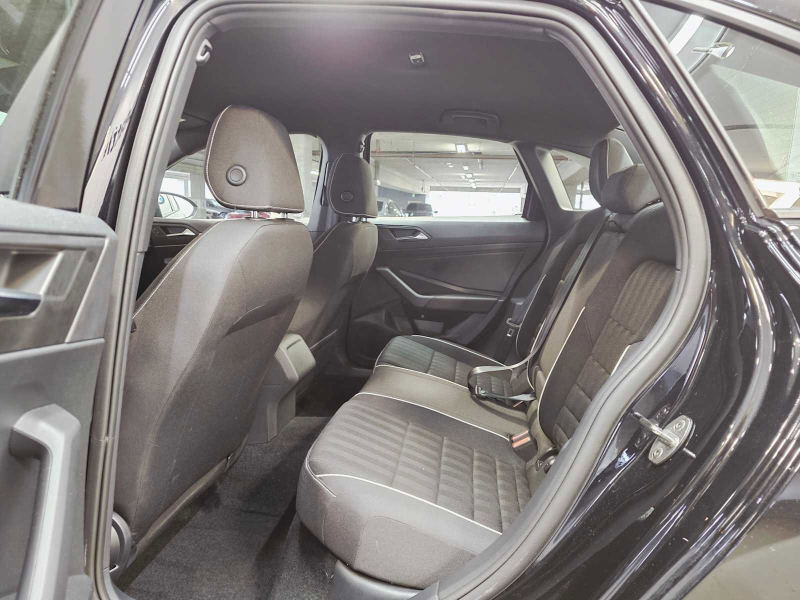 Used 2023 Volkswagen Jetta Sport image 25