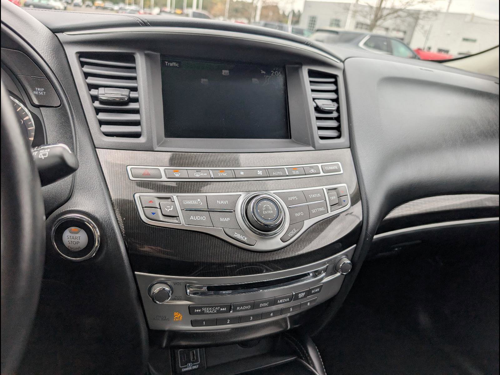 Used 2020 INFINITI QX60 Luxe w/ Essential Package FWD image 19