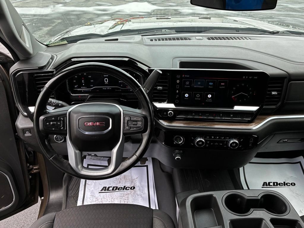 Used 2023 GMC Sierra 1500 Elevation AWD/4WD image 10