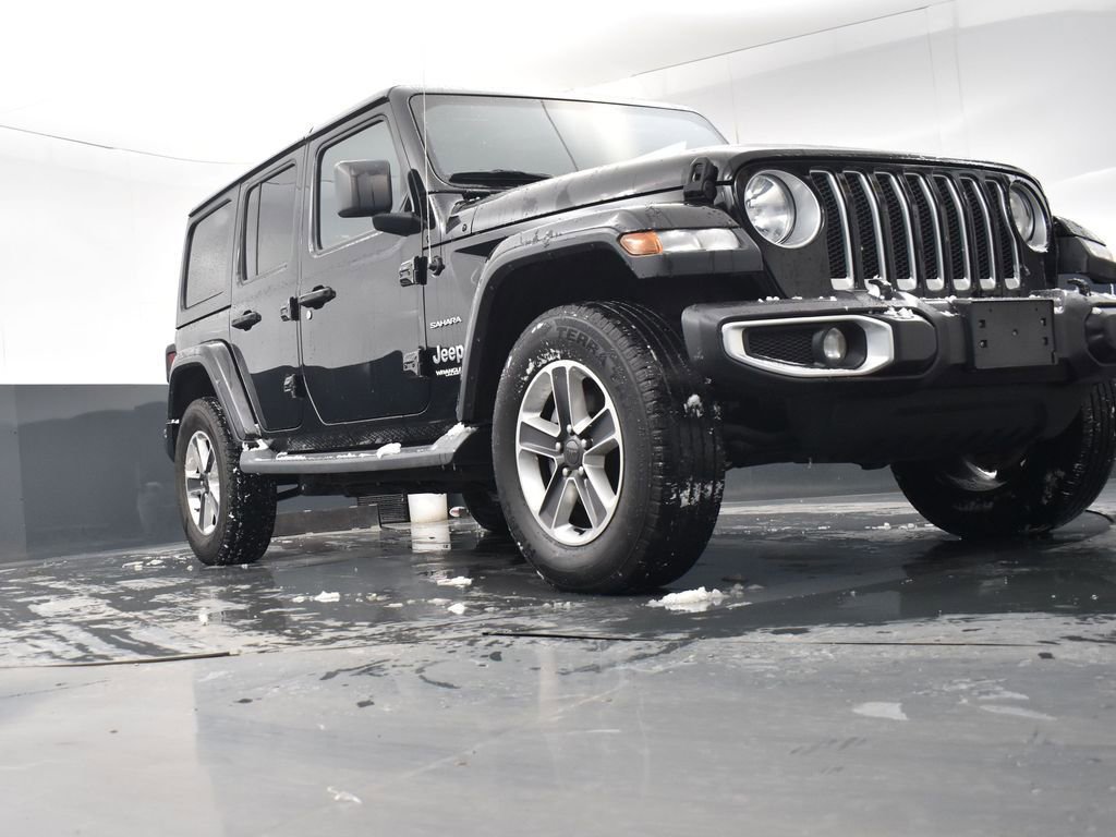 Used 2019 Jeep Wrangler Unlimited Sahara image 28