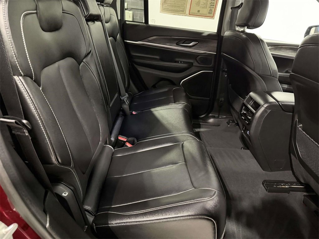 Certified 2024 Jeep Grand Cherokee Limited 4xe image 11