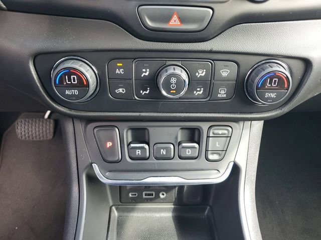 Used 2019 GMC Terrain SLT w/ Black Edition image 29