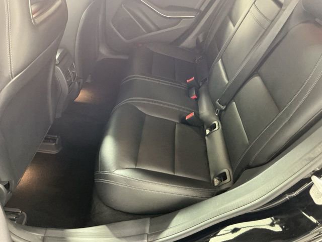 Used 2018 Mercedes-Benz CLA 250 image 10