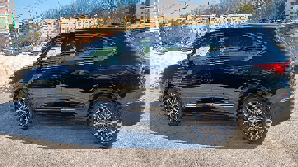 Used 2023 Acura MDX SH-AWD w/ Technology Package image 7