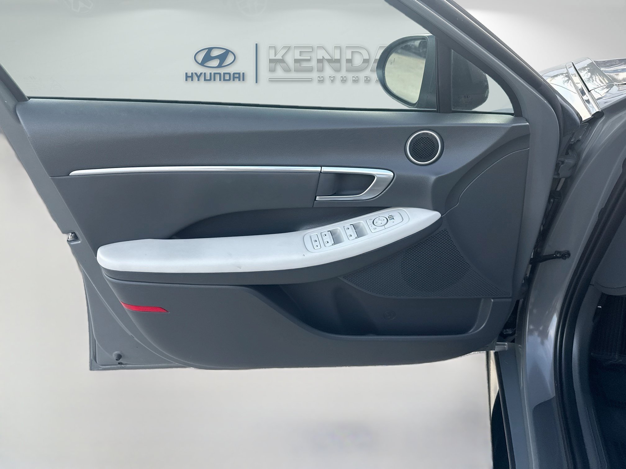 Used 2023 Hyundai Sonata SEL FWD image 17
