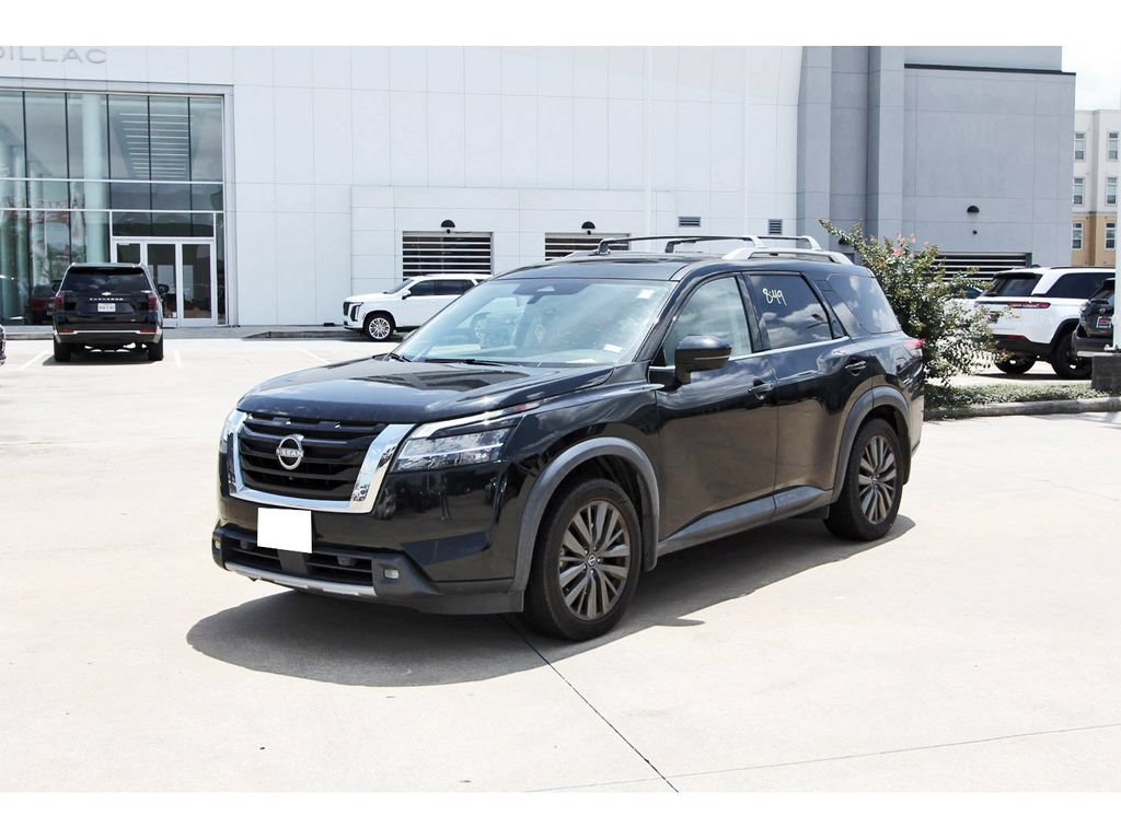Used 2022 Nissan Pathfinder SL w/ SL Premium Package FWD image 3