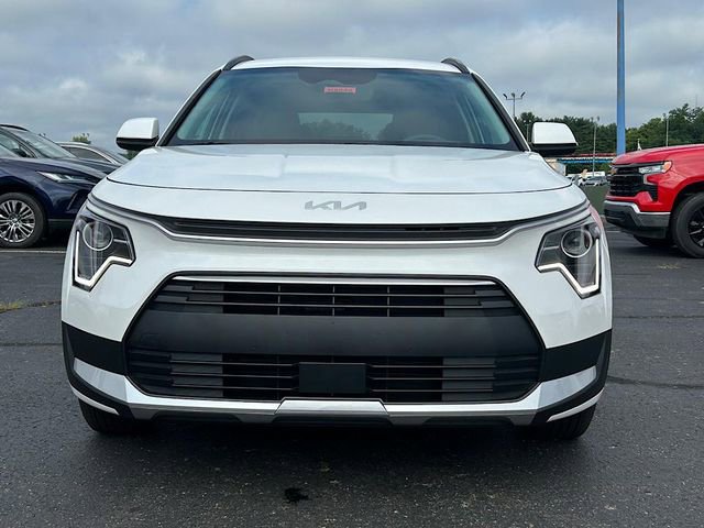 New 2025 Kia Niro LX image 13