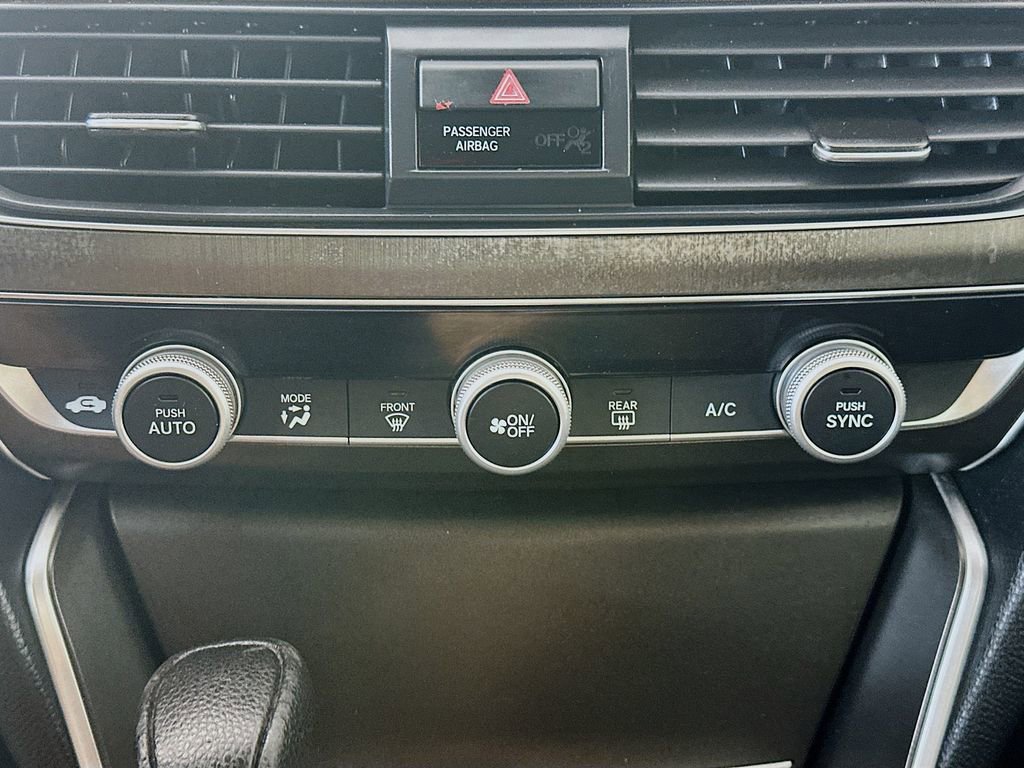 Used 2022 Honda Accord LX image 18