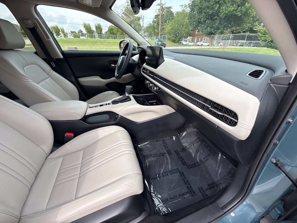 Used 2024 Honda HR-V EX-L image 40