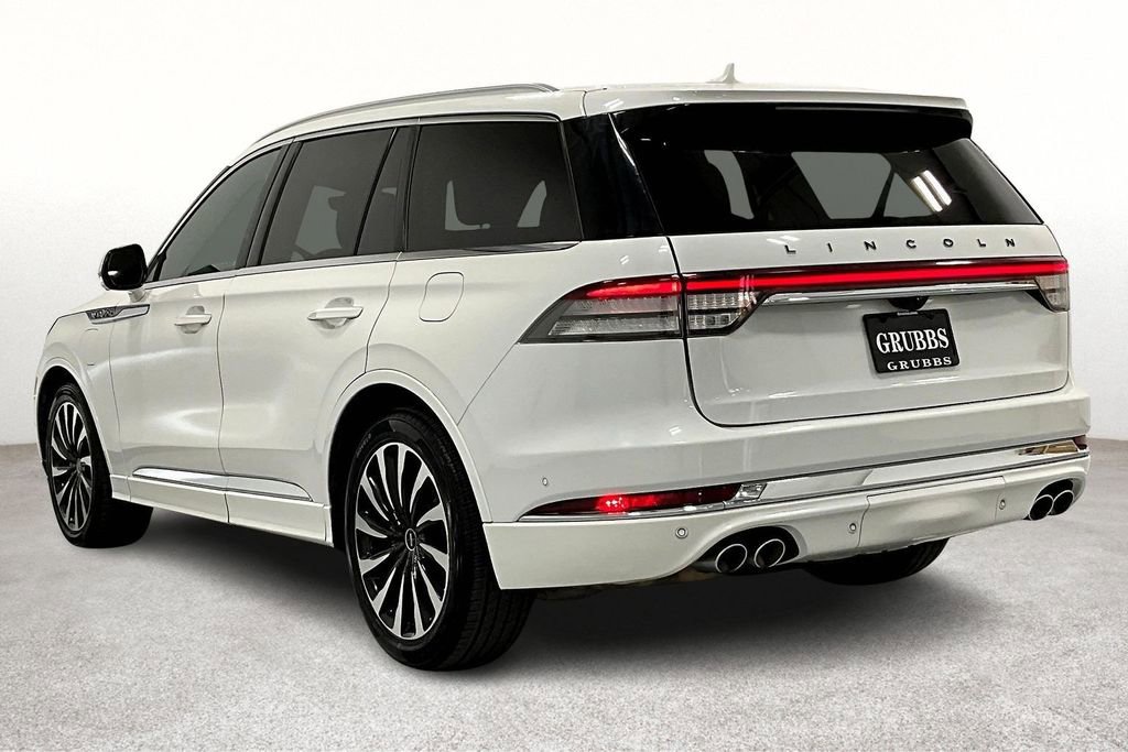 Used 2020 Lincoln Aviator Black Label Grand Touring w/ Class IV Trailer Tow Package image 15