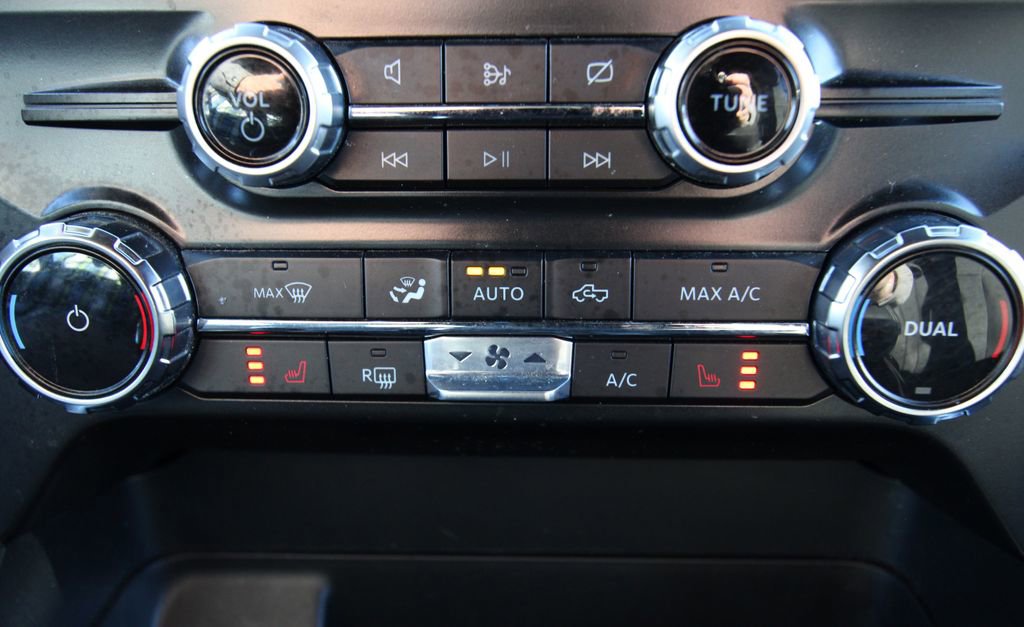 Used 2022 Ford F150 XLT w/ Equipment Group 302A High image 29