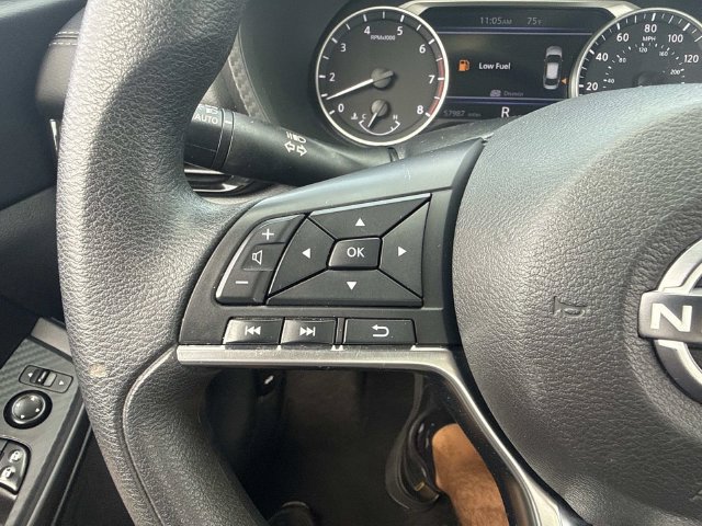 Used 2024 Nissan Sentra SV FWD image 30