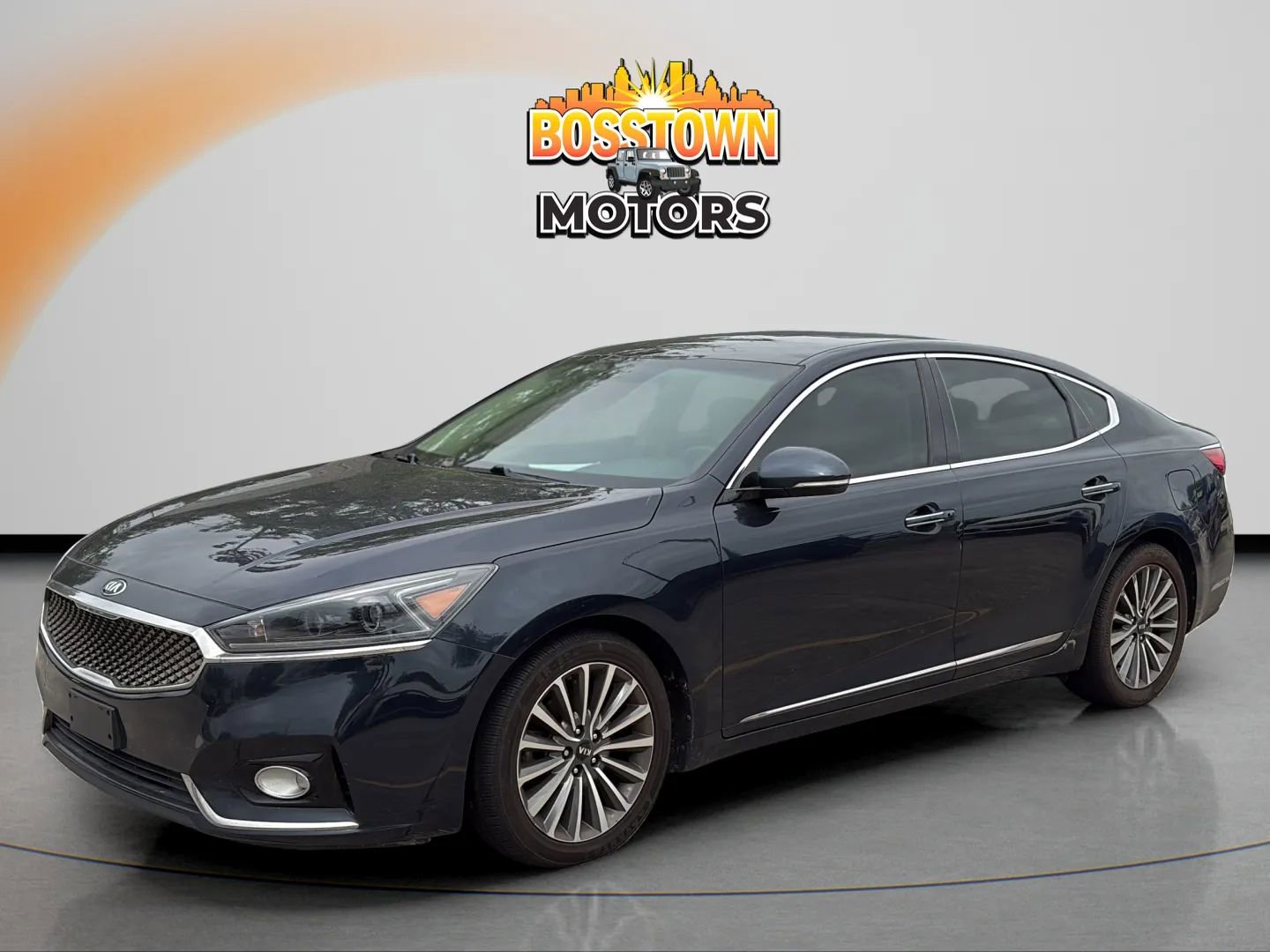 Used 2017 Kia Cadenza Premium