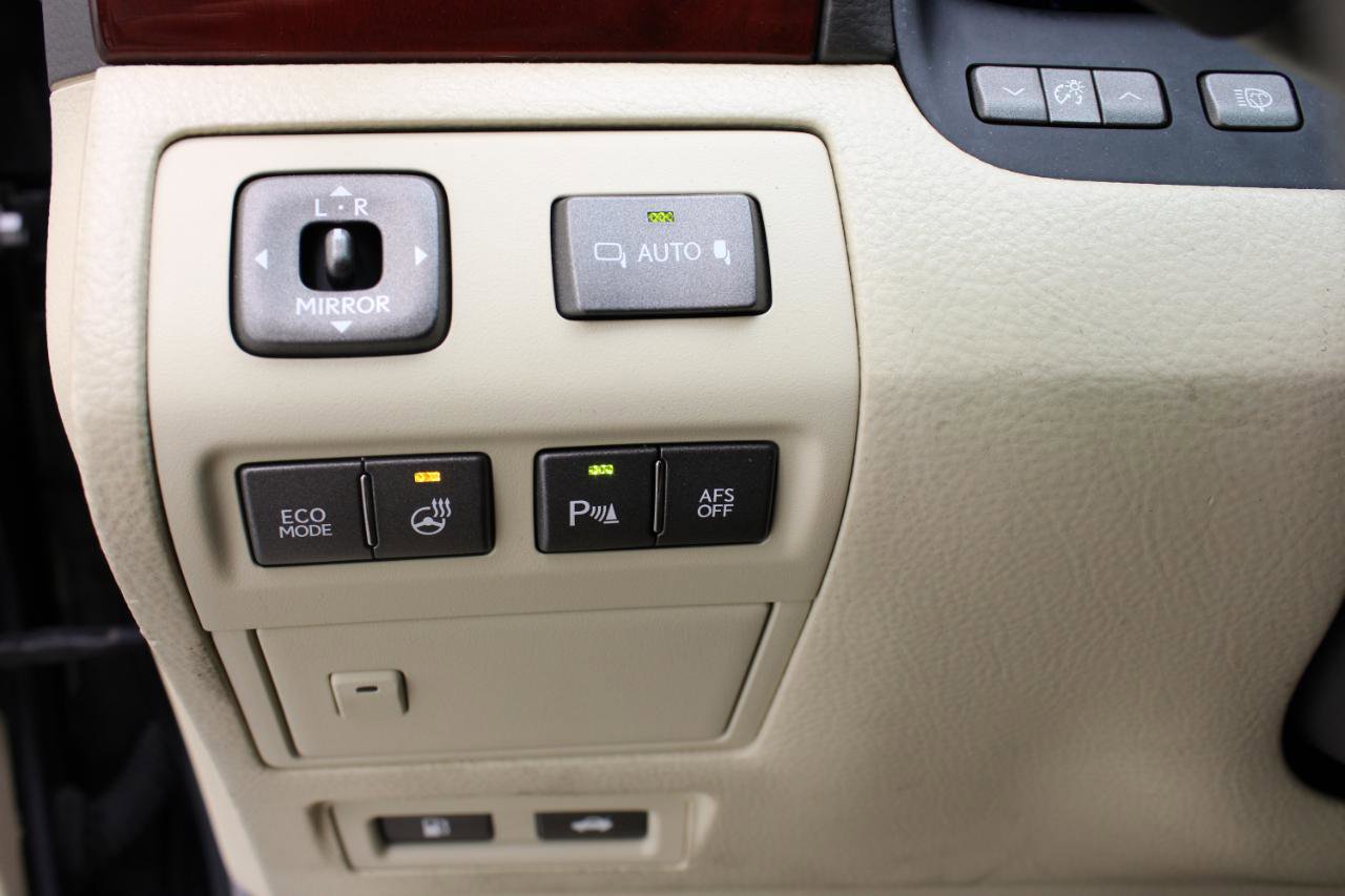Used 2012 Lexus LS 460 w/ Comfort Pkg RWD image 58