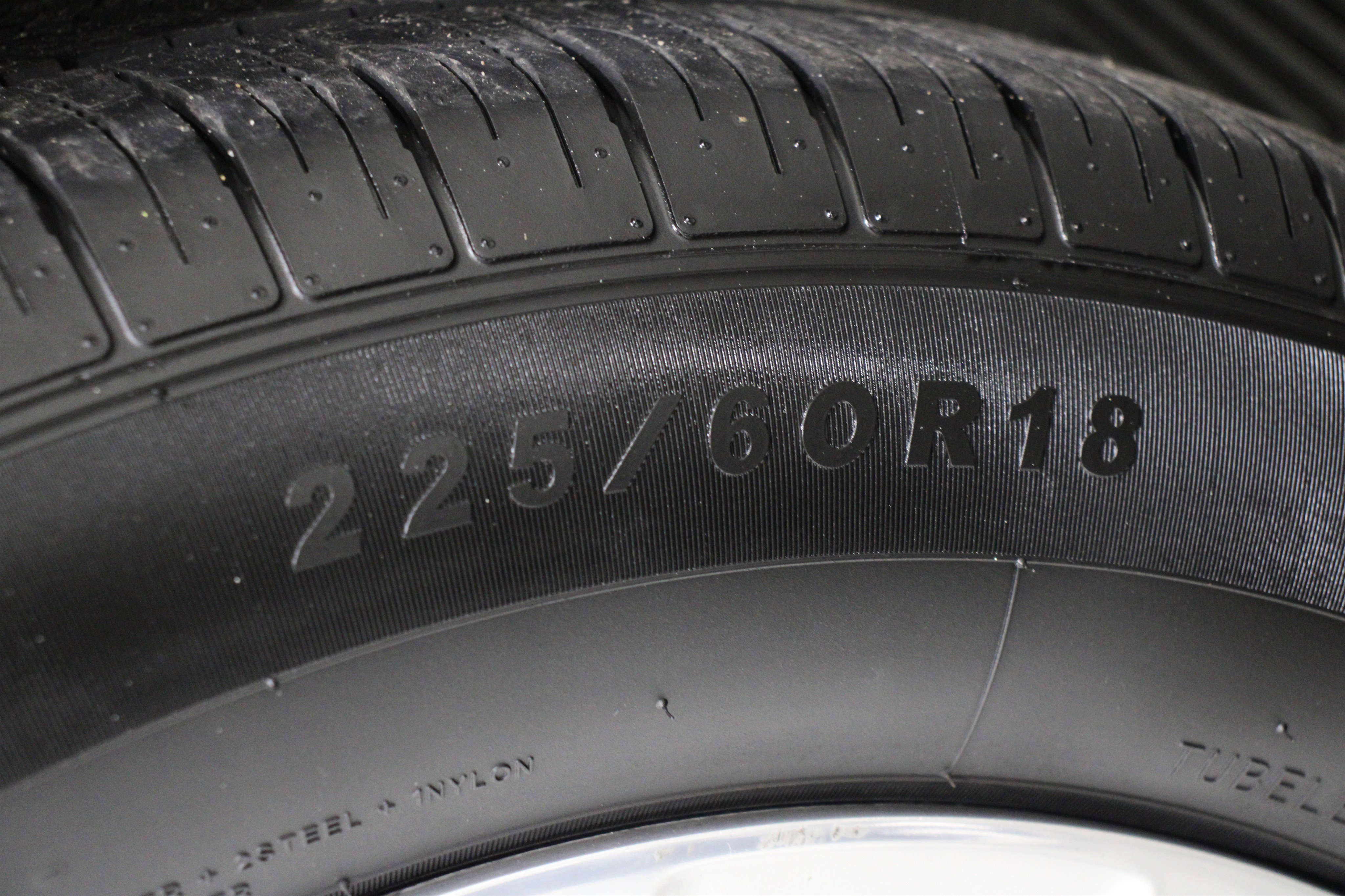 Used 2017 Buick Envision Essence image 37