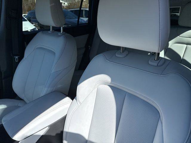 New 2026 Jeep Cherokee Limited image 14