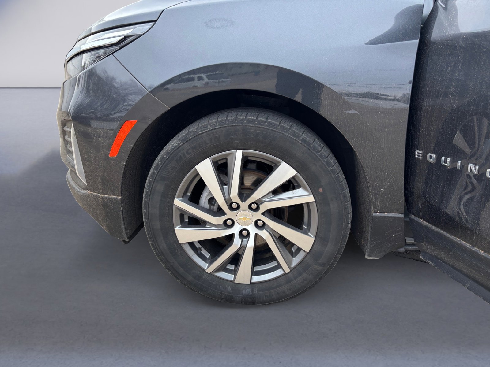 Used 2023 Chevrolet Equinox LT FWD image 14