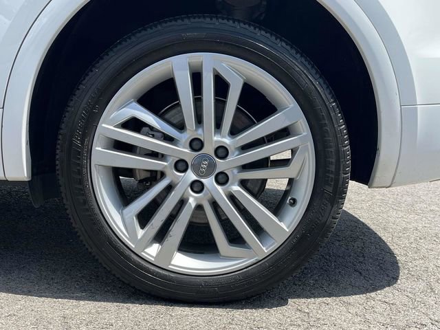 Used 2020 Audi Q5 2.0T Premium Plus w/ Premium Plus Package image 11