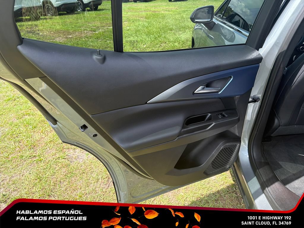 Used 2025 Chevrolet Equinox EV LT w/ Convenience Package FWD image 26